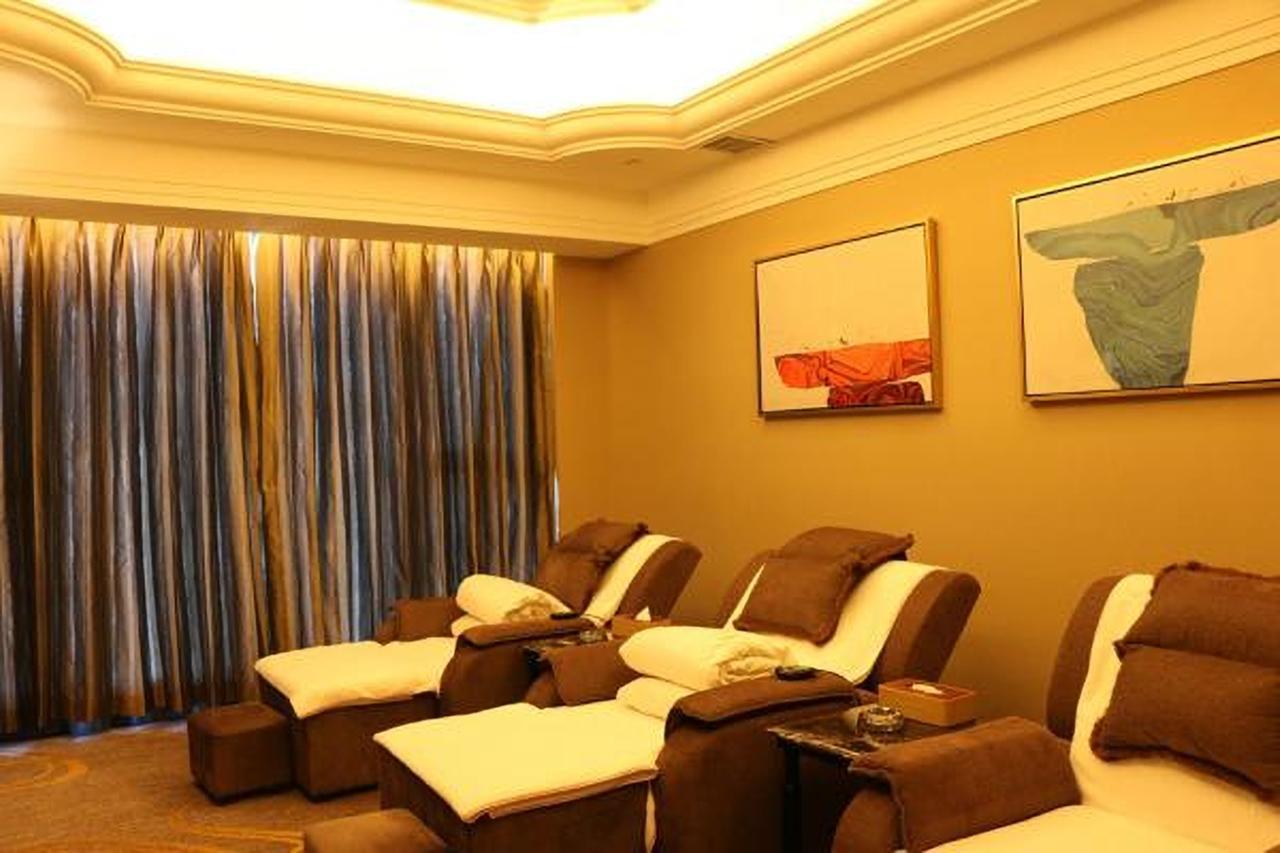 Wyndham Grand Plaza Royale Xianglin Shaoyang Hotell Exteriör bild